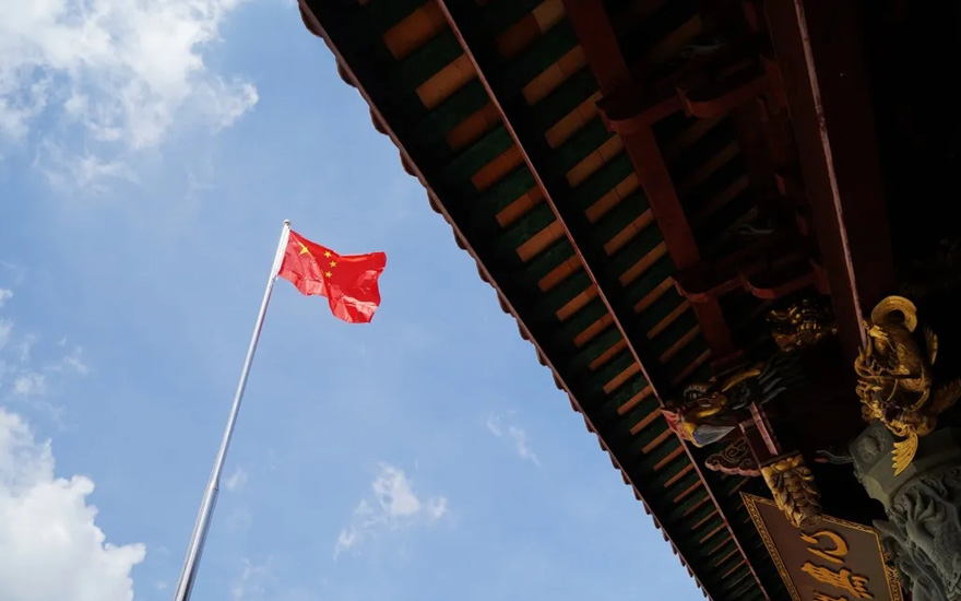 升旗仪式-潮州开元镇国禅寺开放首日举行升国旗仪式