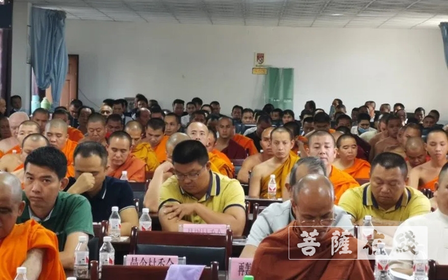 佛教-西双版纳州佛教协会召开2020年民族宗教政策法规宣传会