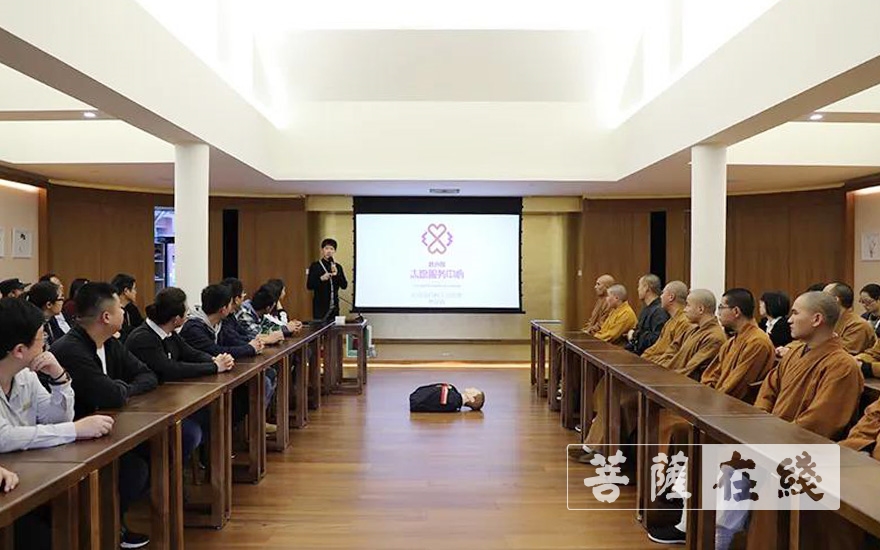 南普陀寺-厦门南普陀寺全面配置“救命神器”AED，织就生命安全保障网