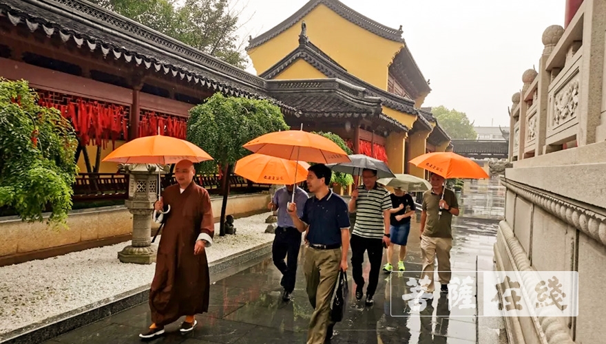 佛教-绍兴市柯桥区政协副主席陈爱霖一行赴安康寺视察