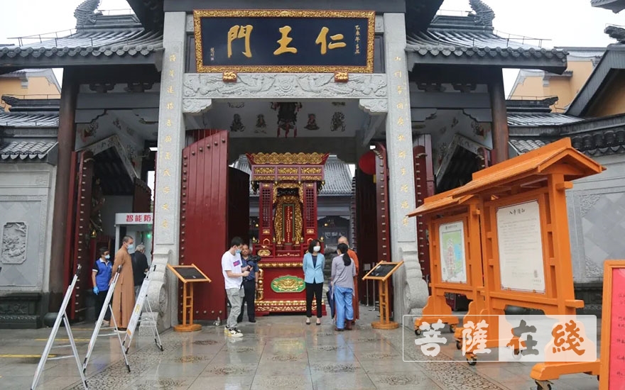 宁国-上海宁国禅寺恢复开放首日 各项活动安全有序开展