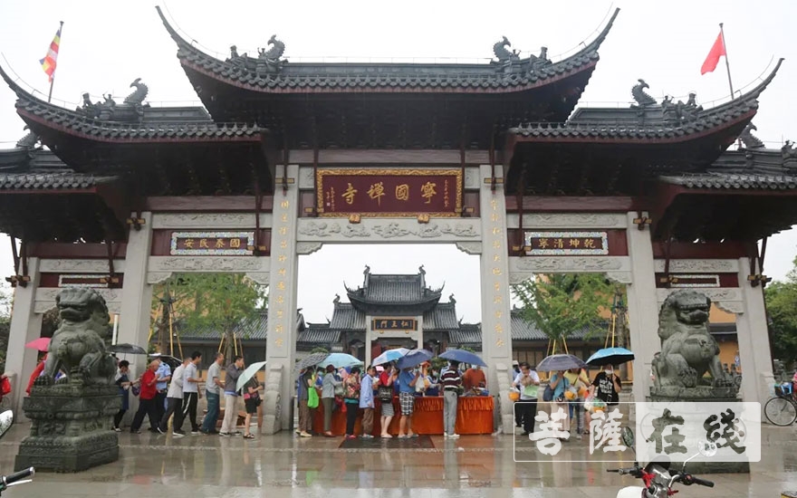 宁国-上海宁国禅寺恢复开放首日 各项活动安全有序开展