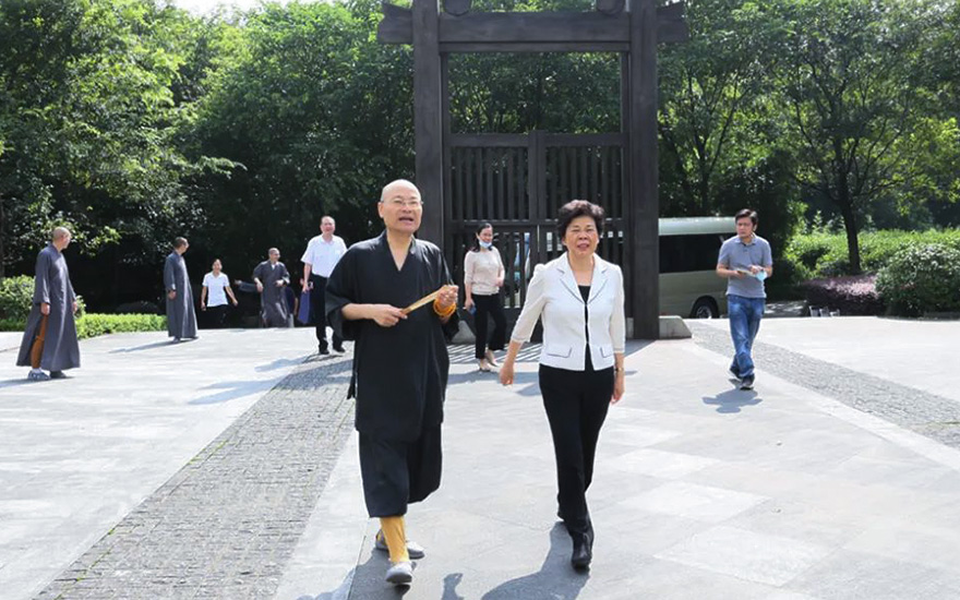 葛慧君-浙江省政协主席葛慧君赴杭州佛学院调研宗教工作