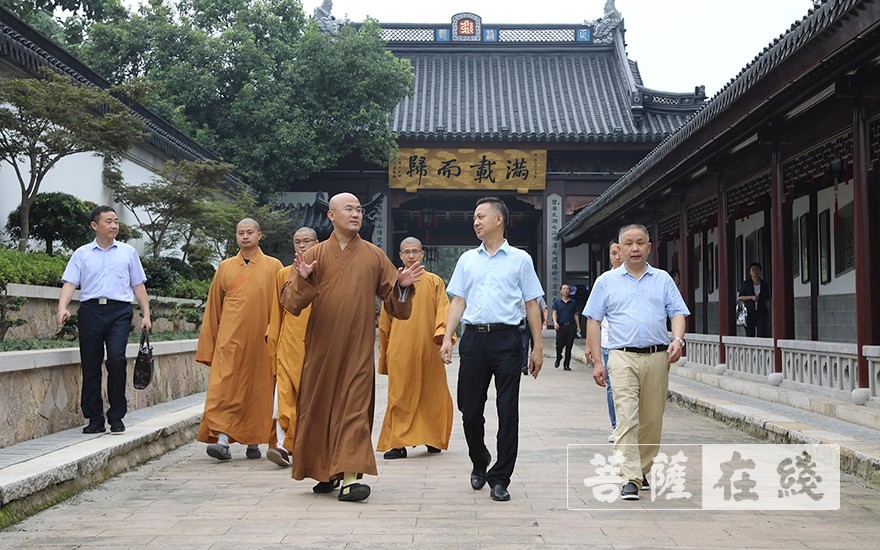 法华寺-合肥市委统战部副部长丁剑光一行考察湖州法华寺