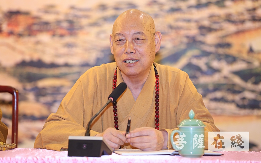 普陀山-普陀山普济禅寺举行全体僧众、职工大会