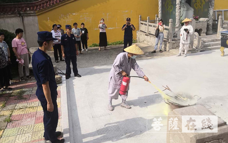 普照寺-徐州泉山区普照寺举办消防业务培训及应急逃生演练