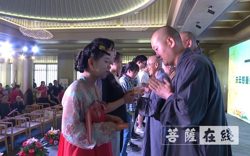 慈善-庆云慈善会举行“希望之光”助学活动