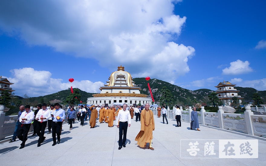 佛教-举世无双 流芳百世 普陀山观音文化园法界项目竣工