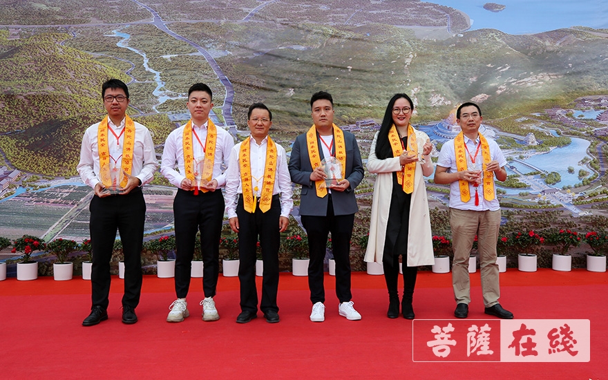 佛教-举世无双 流芳百世 普陀山观音文化园法界项目竣工