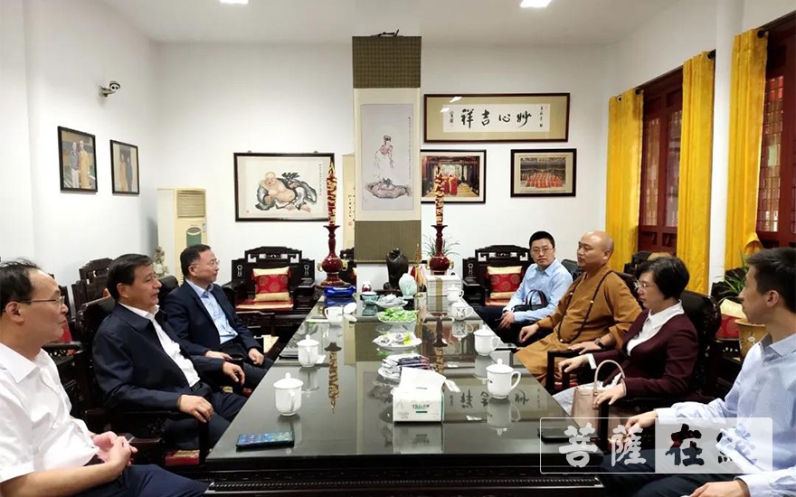 绍兴-绍兴市人大常委会党组副书记、副主任王继岗一行前往绍兴安康寺调研指导 绍兴-绍兴市人大常委会党组副书记、副主任王继岗一行前往绍兴安康寺调研指导