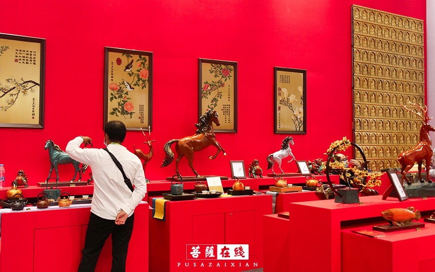摄影-厦门佛事展进行中，高清大图共享佛禅盛会