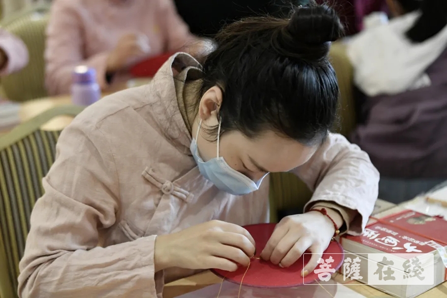 文化-非遗文化进寺院，慈光精舍举办“养性绣中”刺绣班