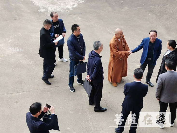 湘阴-湖南省民宗委、岳阳市统战部领导前往湘阴法华古寺调研工作
