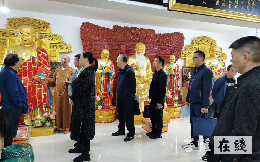湘阴-湖南省民宗委、岳阳市统战部领导前往湘阴法华古寺调研工作