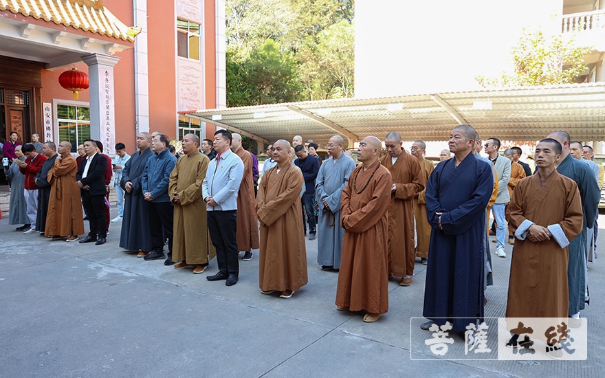 纪念弘一140周年诞辰 南安雪峰寺举办“华枝春满 天心月圆 ”弘体书画展