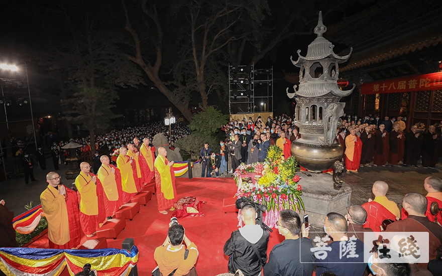 佛教-“点亮心灯”普陀山南海观音文化节启智慧、续光明