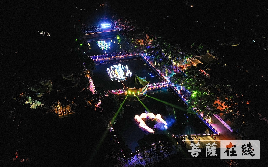 佛教-“点亮心灯”普陀山南海观音文化节启智慧、续光明