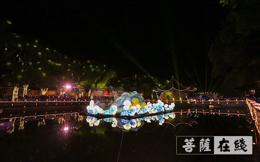 佛教-“点亮心灯”普陀山南海观音文化节启智慧、续光明