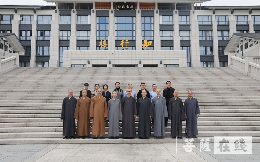 南普陀寺-厦门南普陀寺法尊法师一行赴浙江佛学院交流学习