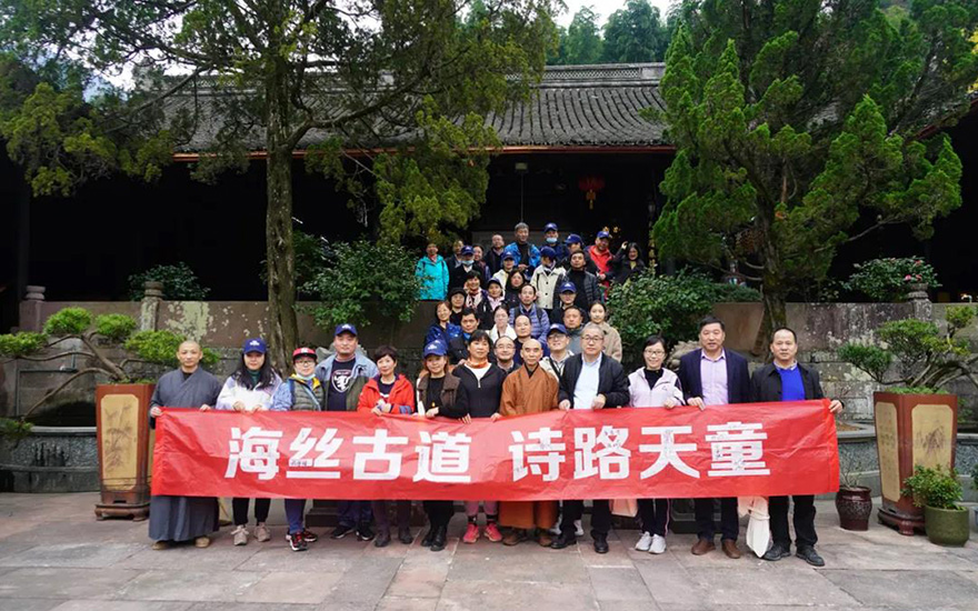 天童寺-重走海丝古道 感受诗路天童
