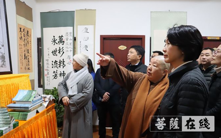 庐山-九江市委统战部及各县领导前往庐山万杉寺考察寺院宗教规范化管理推进工作