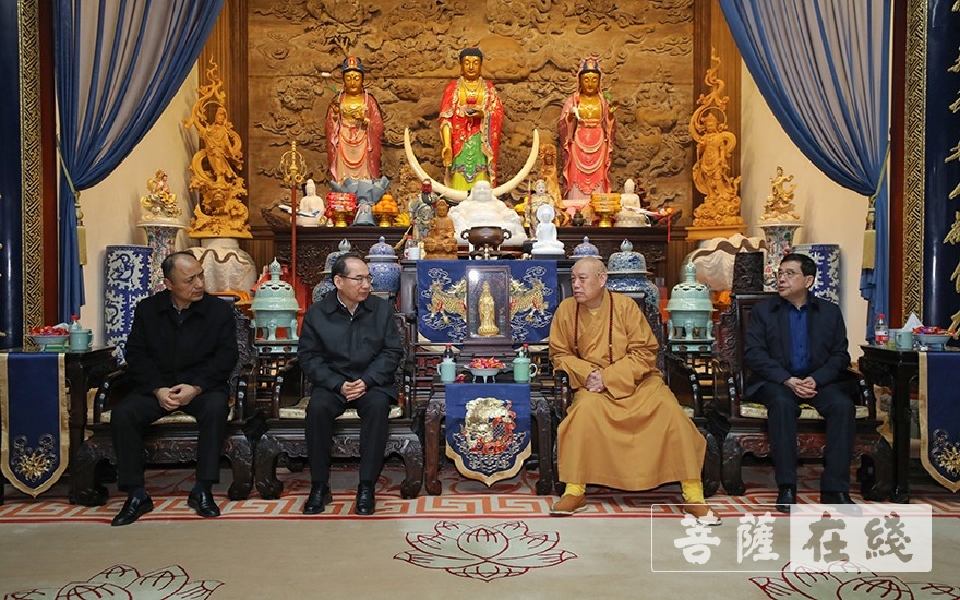 佛教-江苏省民宗委考察团一行前往普陀山考察交流