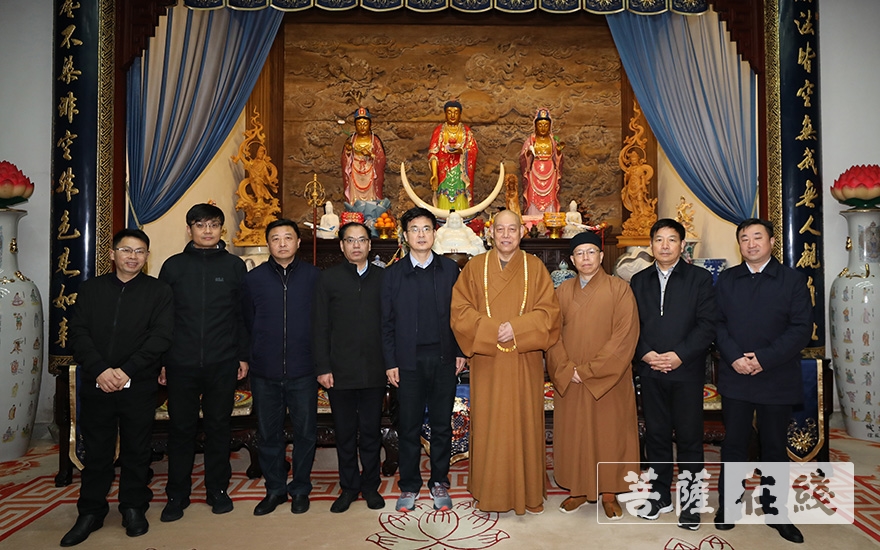 佛教-江苏省镇江市委统战部考察团一行赴访普陀山考察交流