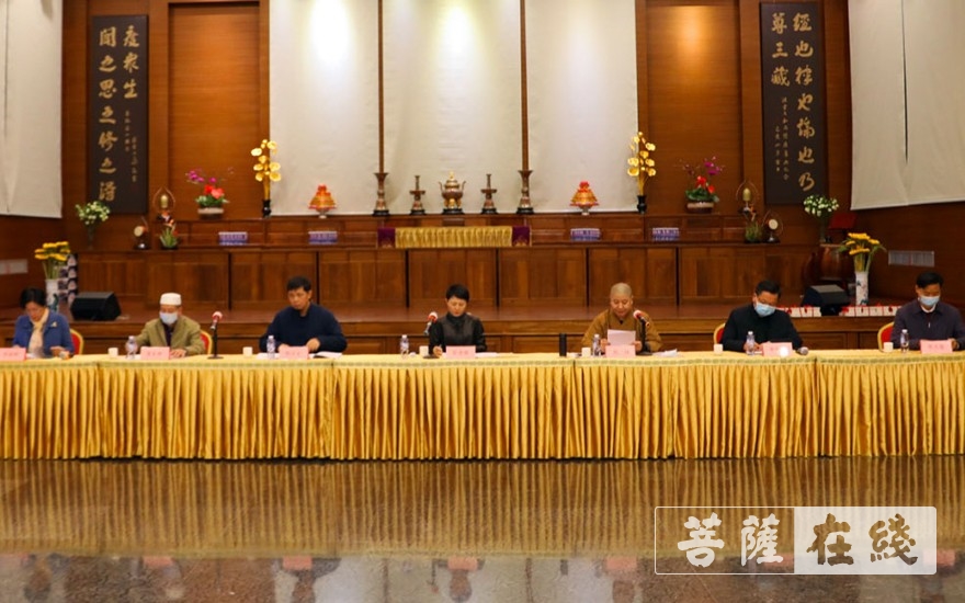 佛教-厦门市佛教协会召开首次全市性宗教团体联席会议