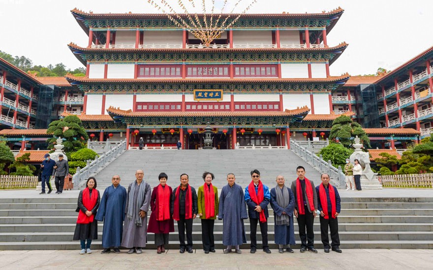 时政-广东省政协民宗委调研组一行赴珠海普陀寺调研