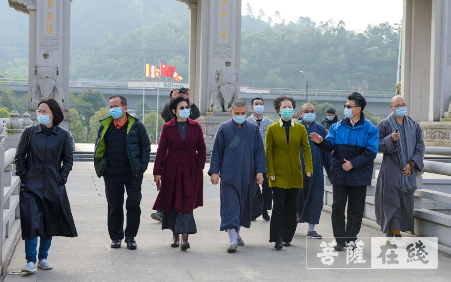 时政-广东省政协民宗委调研组一行赴珠海普陀寺调研