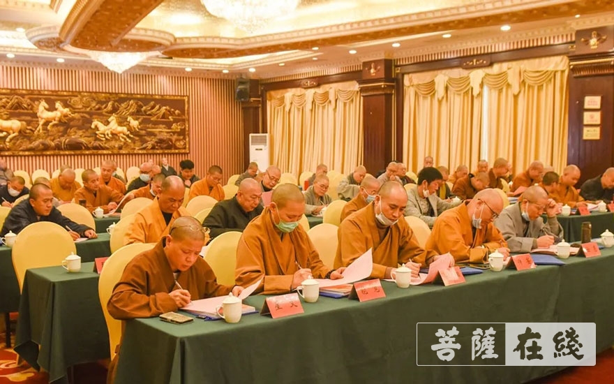 佛教-福建省佛教协会召开第九届理事会第三次常务理事会议