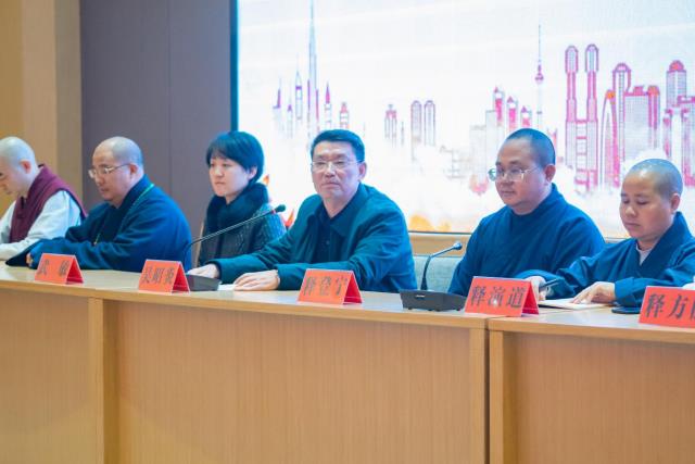 佛教-湖南怀化市佛教协会举行政策法规培训班