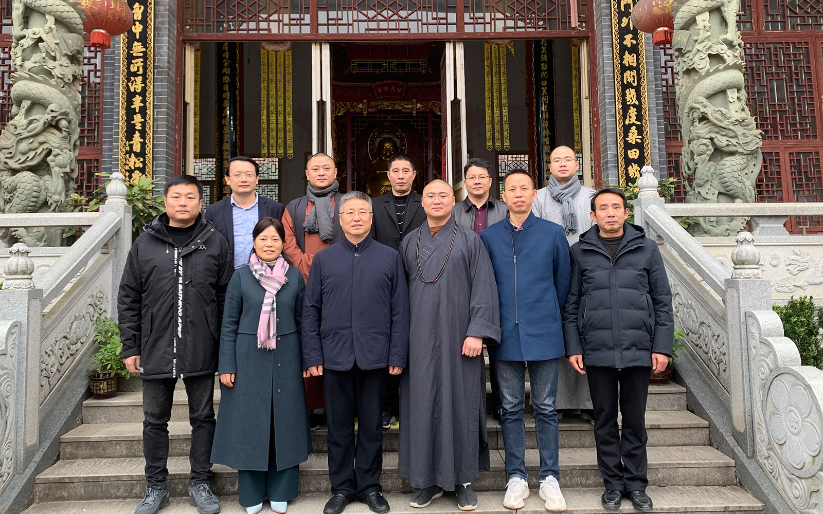 何其雄-湖南省民宗委副主任何其雄一行赴湘潭县龙兴寺调研