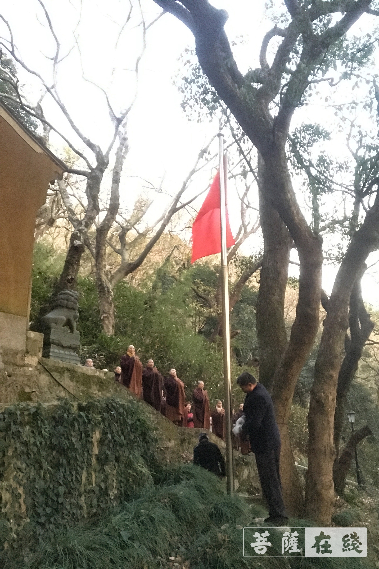佛教-2021年元旦普陀山佛教协会举行升国旗仪式