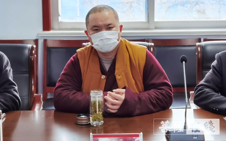 佛教-枣庄甘泉寺举行情系孤贫儿童送温暖活动启动仪式