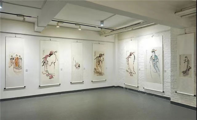 书画-圆霖大师精品展在张家界展出 104岁本乐长老为画展题字