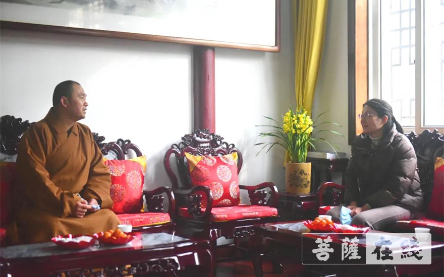时政-南京市委统战部副部长一行检查栖霞古寺防疫工作