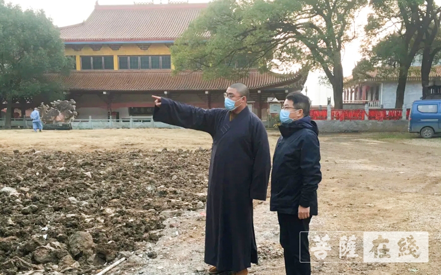周峰-湘潭县统战部副部长、宗教局局长周峰赴龙兴寺开展视察慰问活动
