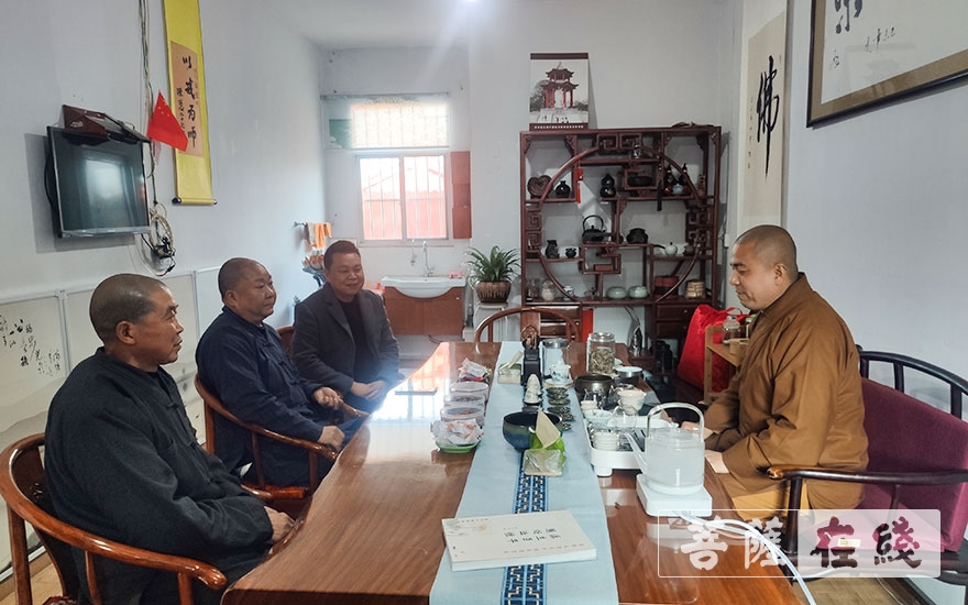 佛教-陕西省佛协副会长续学法师一行赴南郑区佛协及法幢寺检查慰问