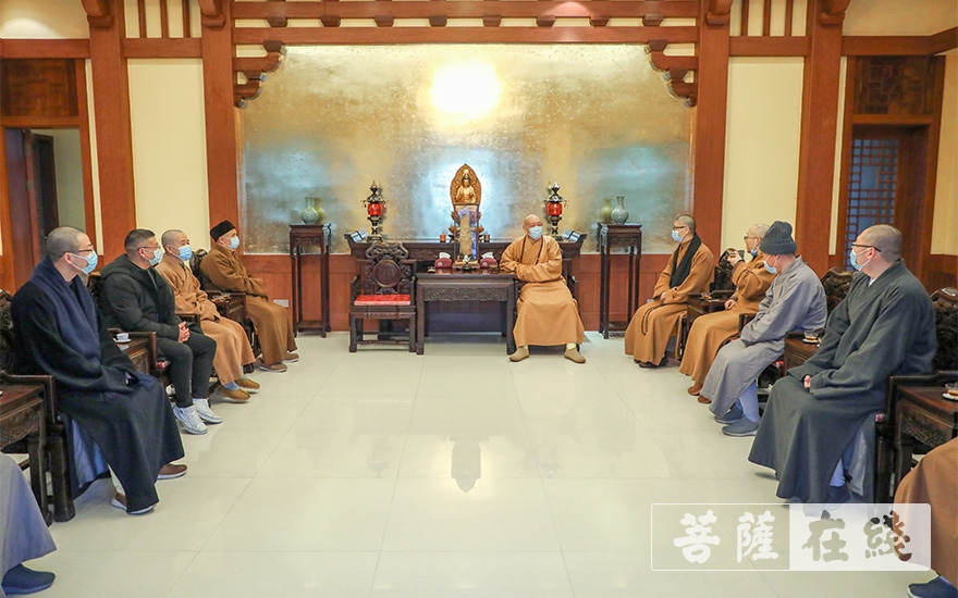 普陀山-道慈大和尚一行赴普陀山各寺院检查疫情防控及安全工作
