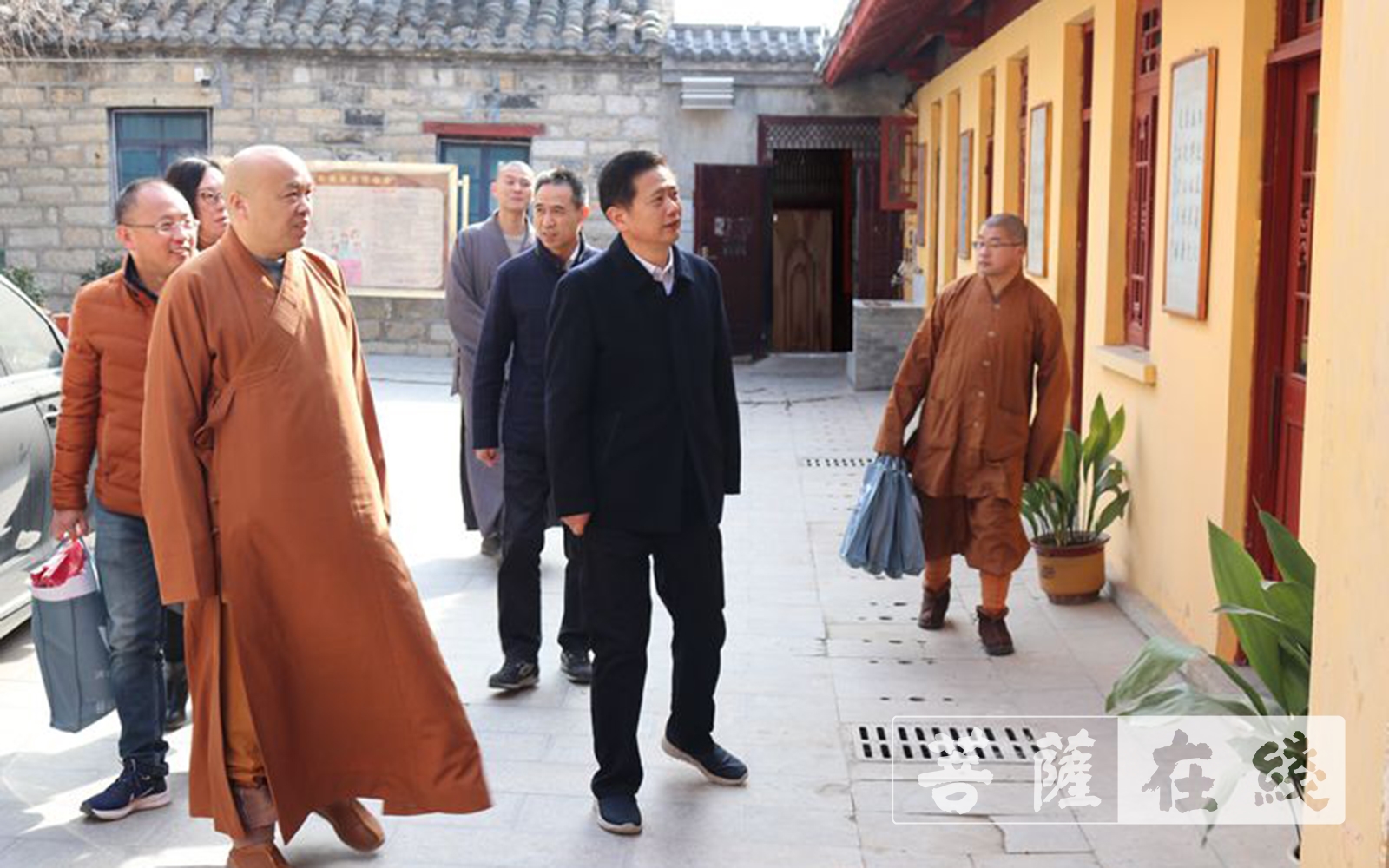 佛教-徐州市委统战部常务副部长李海峰一行慰问果光法师