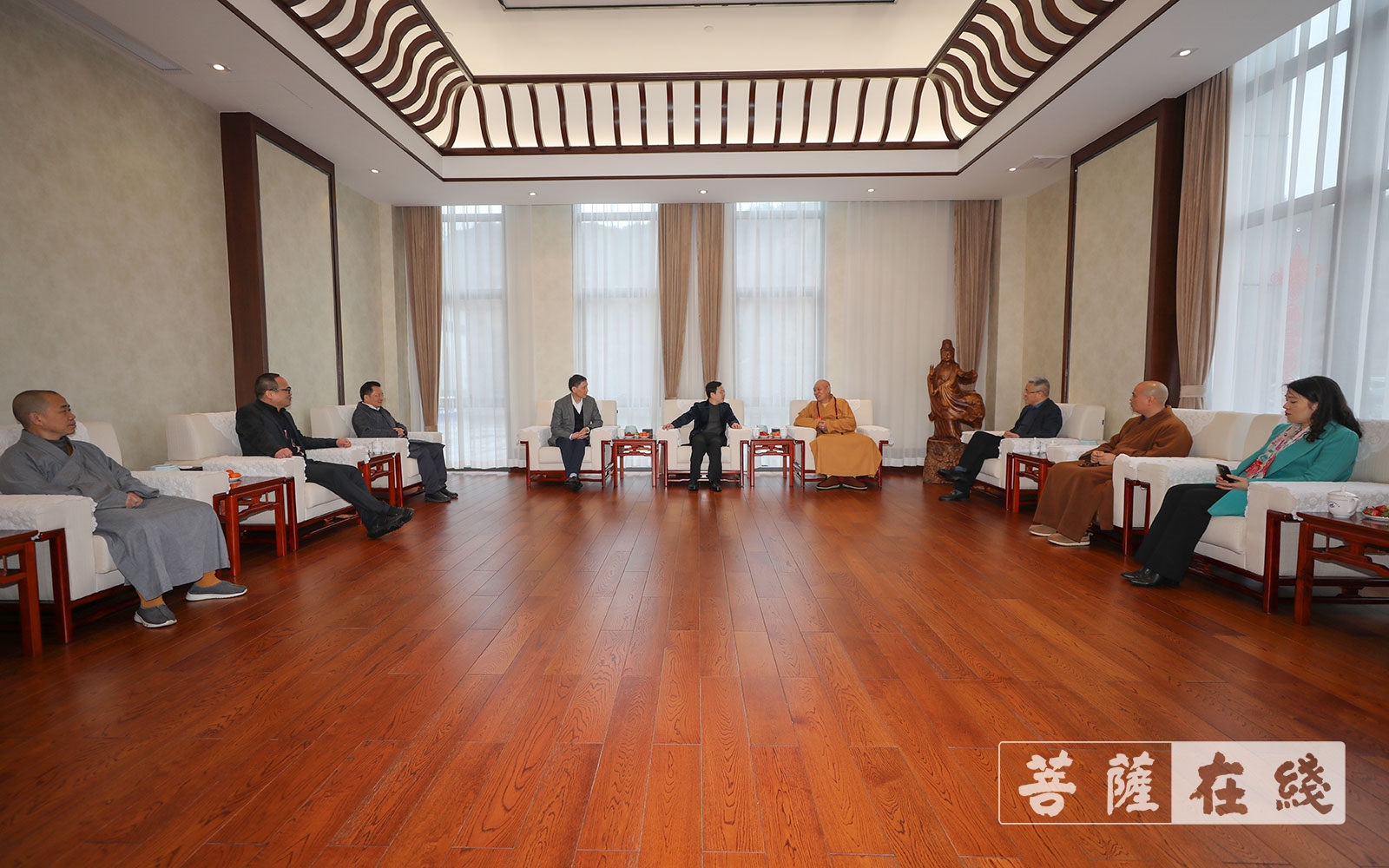 佛教-道慈大和尚出席全国政协会议圆满回山