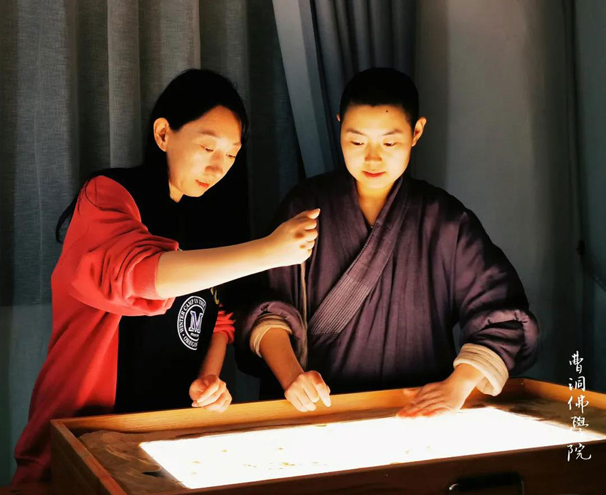 沙画-曹洞佛学院举办沙画课：看沙画如何挥洒大千世界
