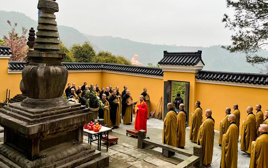 雪窦山-雪窦山资圣禅寺举行清明扫塔礼祖法会