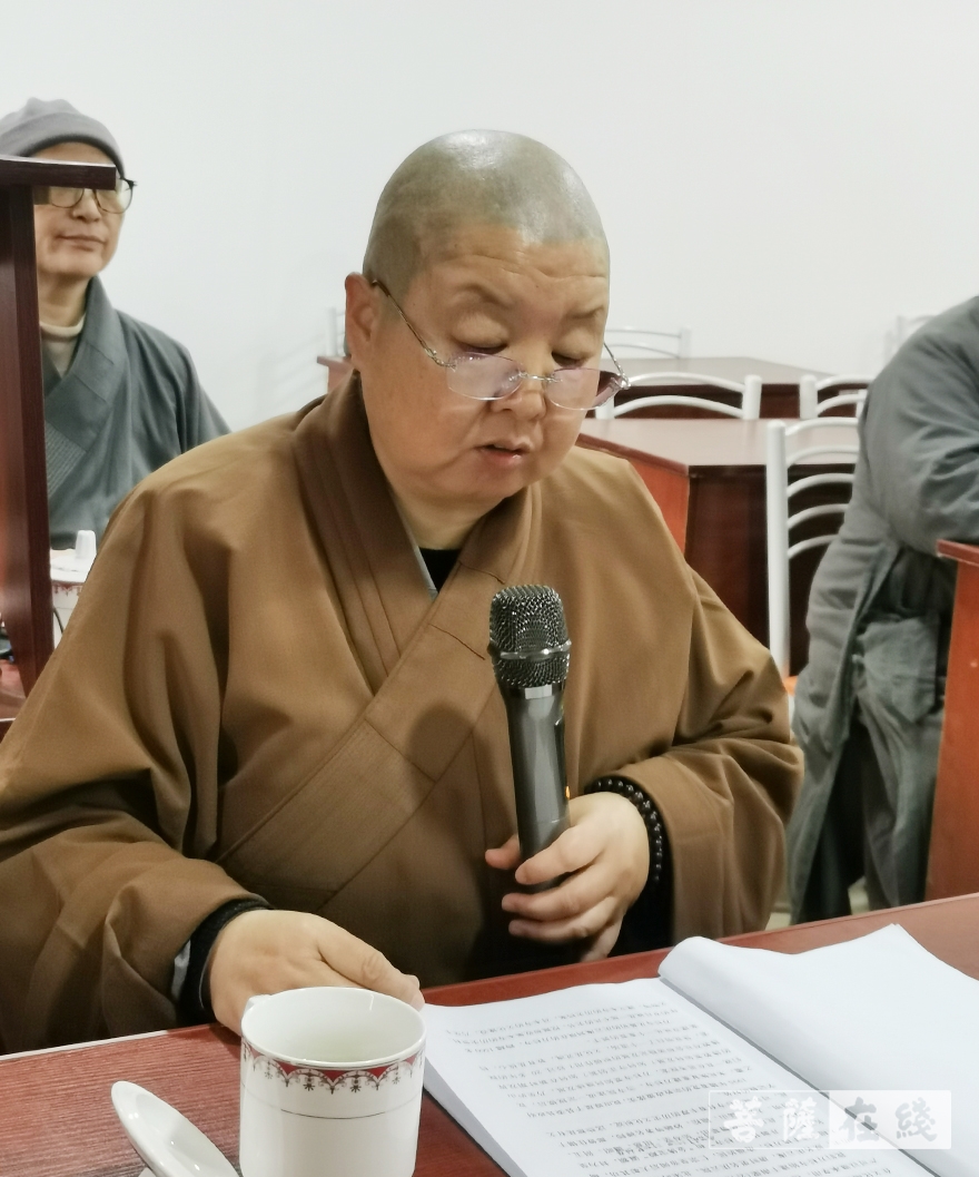 档案管理-江西省宗教院校教育服务中心书记庄养谷一行参观万杉寺档案规范管理工作