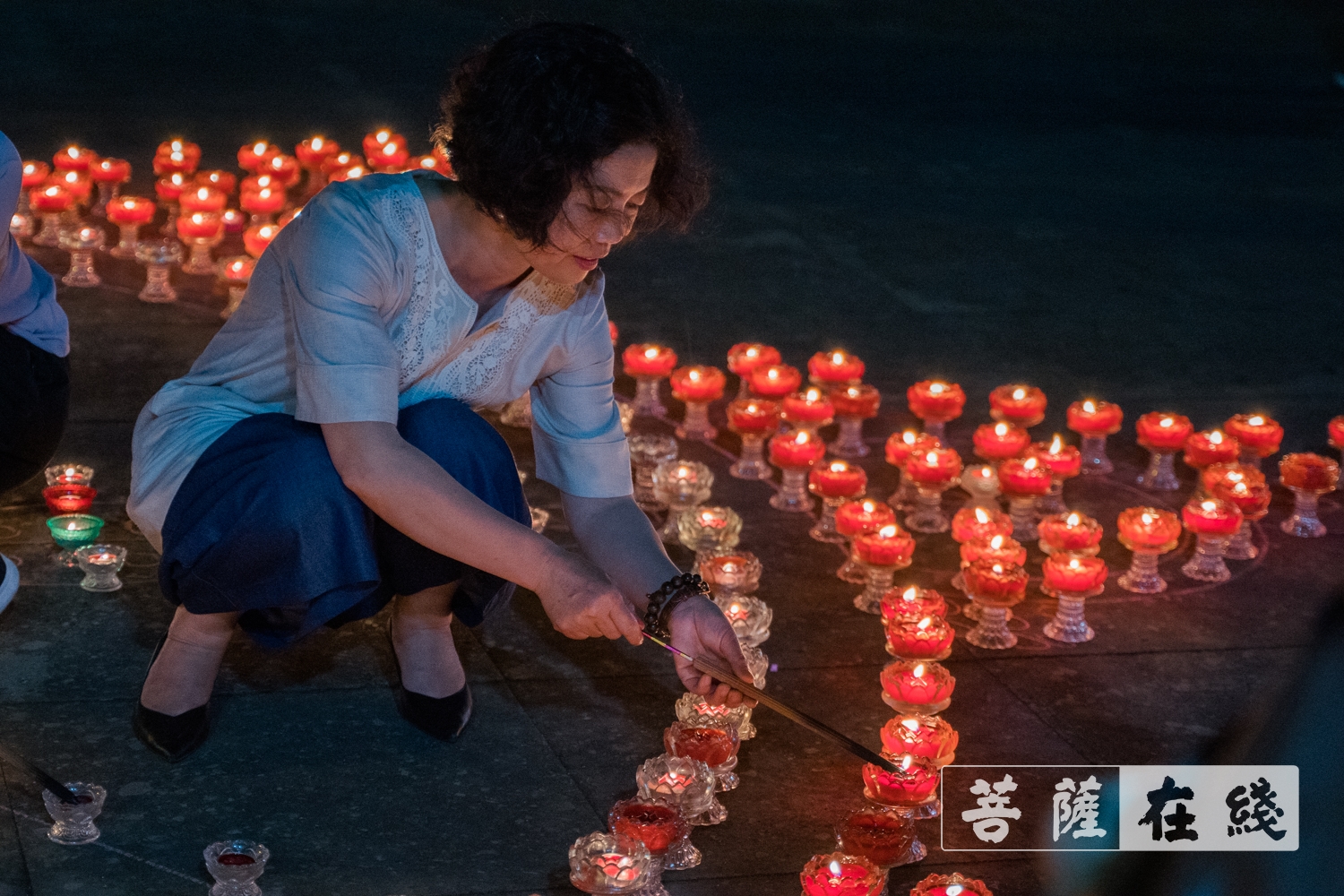 供灯图片祈福,供灯图片,供灯图片造型_大山谷图库