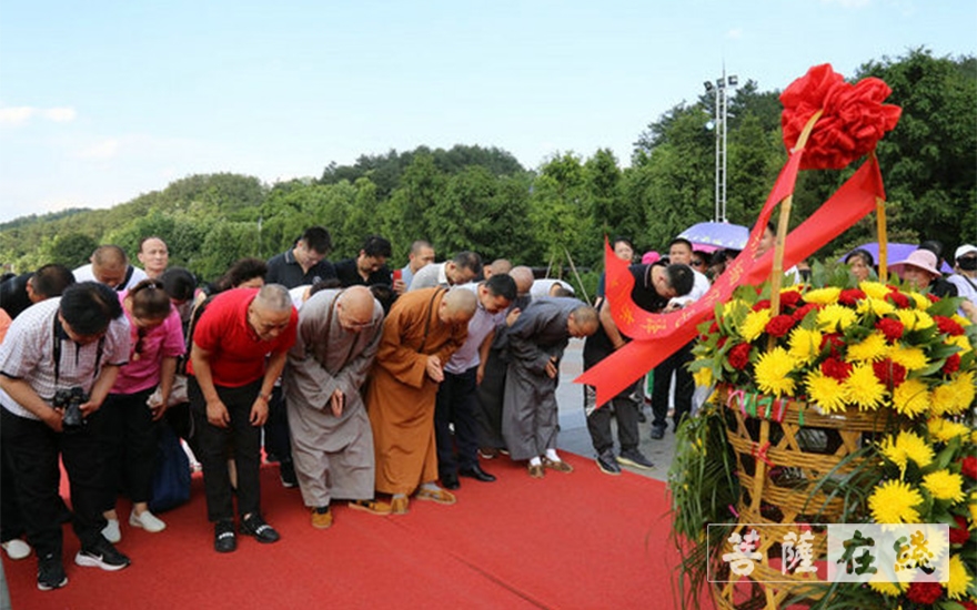 永寿-永寿法师率四川四众弟子前往湖南开展红色教育之行