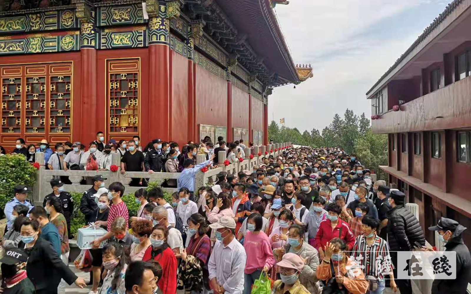徐州泰山寺庙会活动安全,有序,圆满