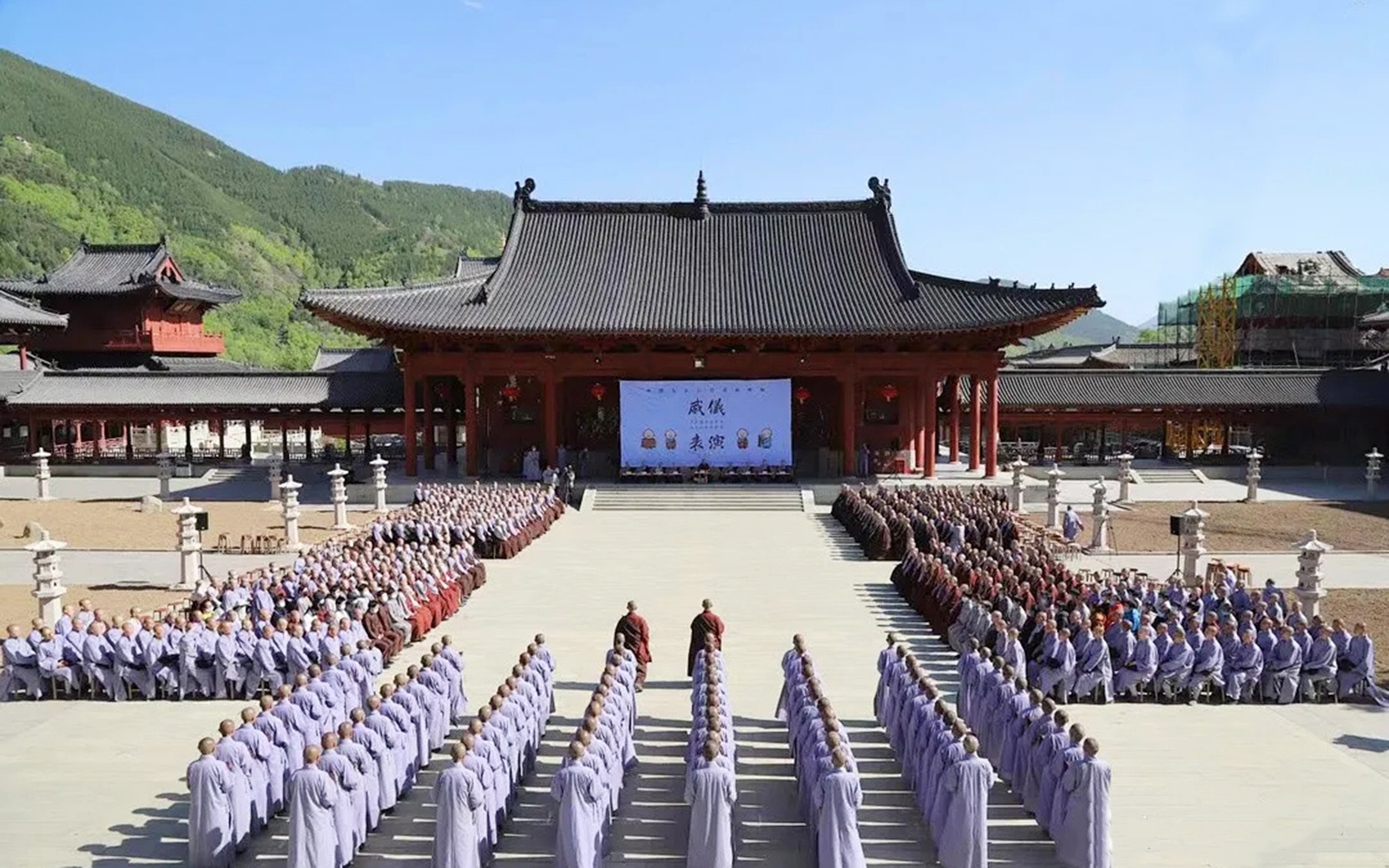 五台山普寿寺举行2021年威仪训练汇报表演