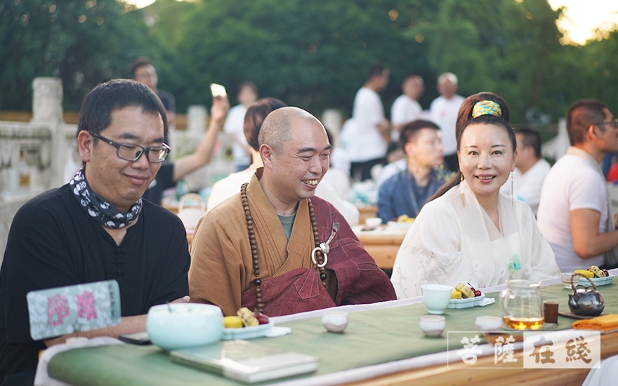 佛教-太仓同觉寺举行首届栀觉茶会